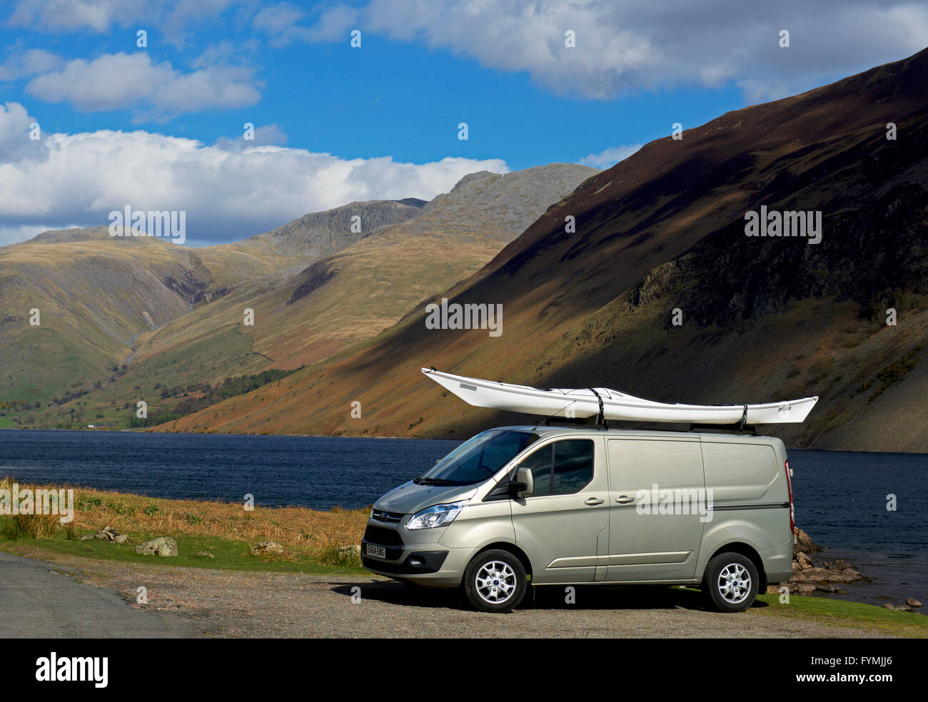 Van mit Kajak, tiefste, Nationalpark Lake District, Cumbria, England UK Stockfoto