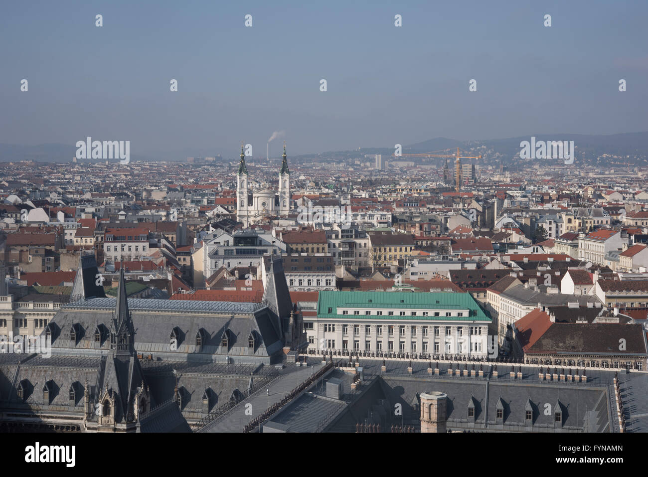 Wien, Blick Über Den 8. Bezirk Zum AKH Stockfoto