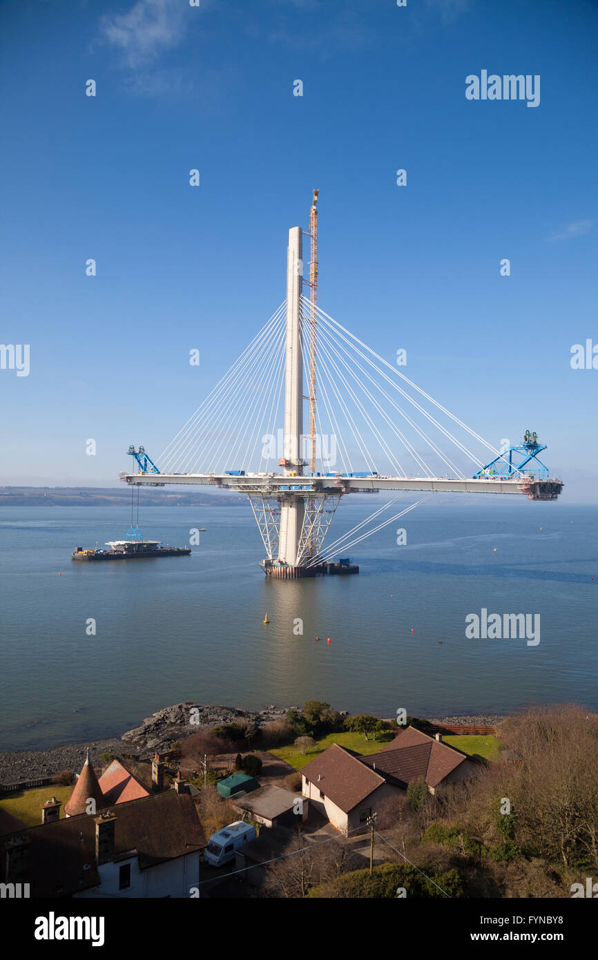 Bau der neuen Queensferry Brücke über den Firth of Forth zwischen Fife und West Lothian, Schottland. Stockfoto