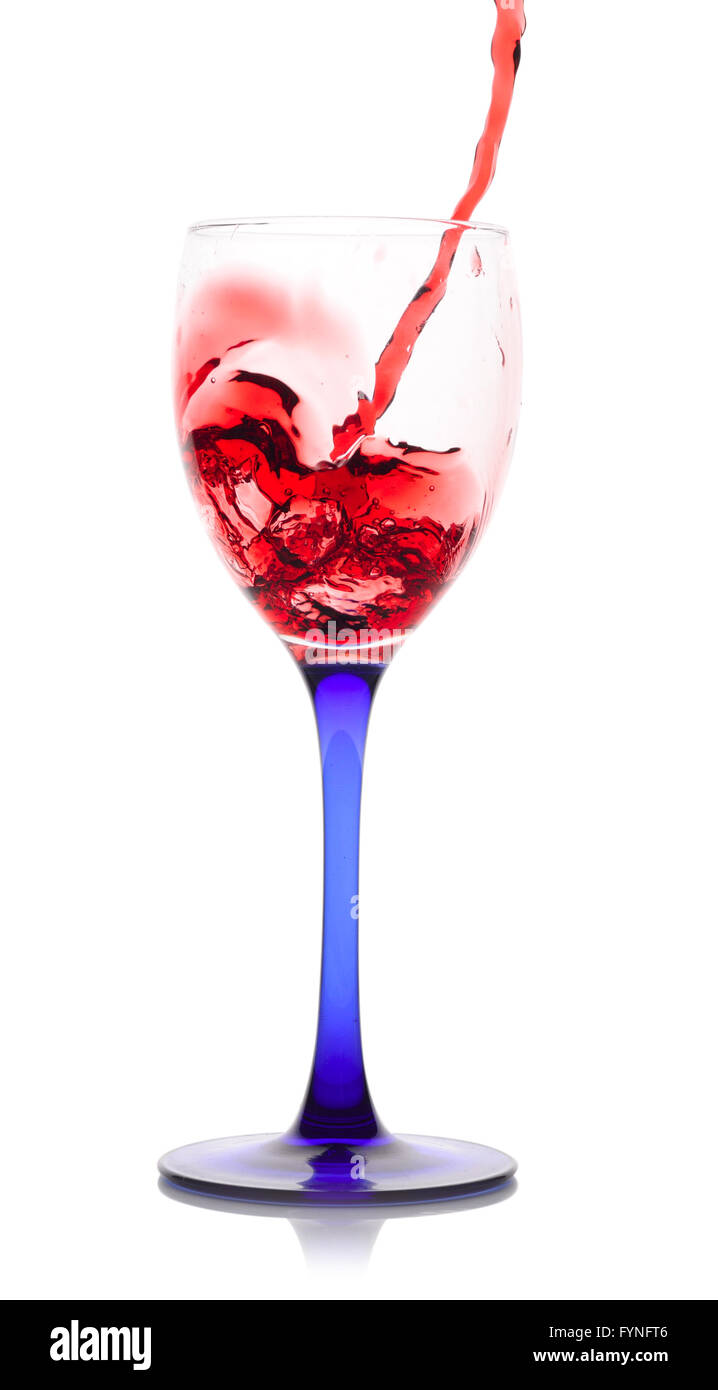 Rotweinglas, isoliert auf weiss Stockfoto