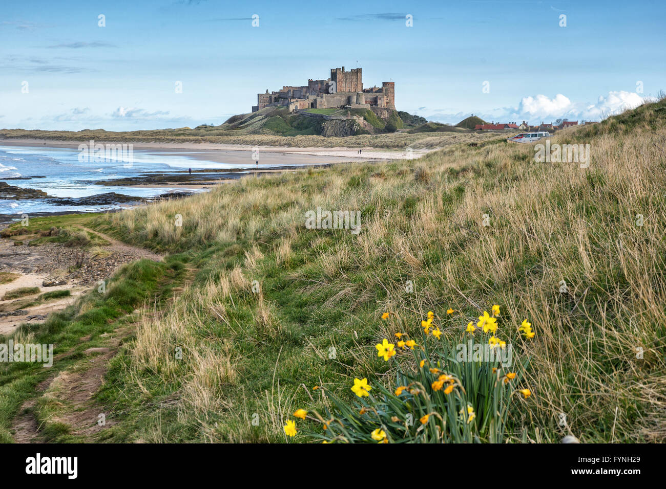Bamburgh Castle an der Küste von Northumberland in England Stockfoto
