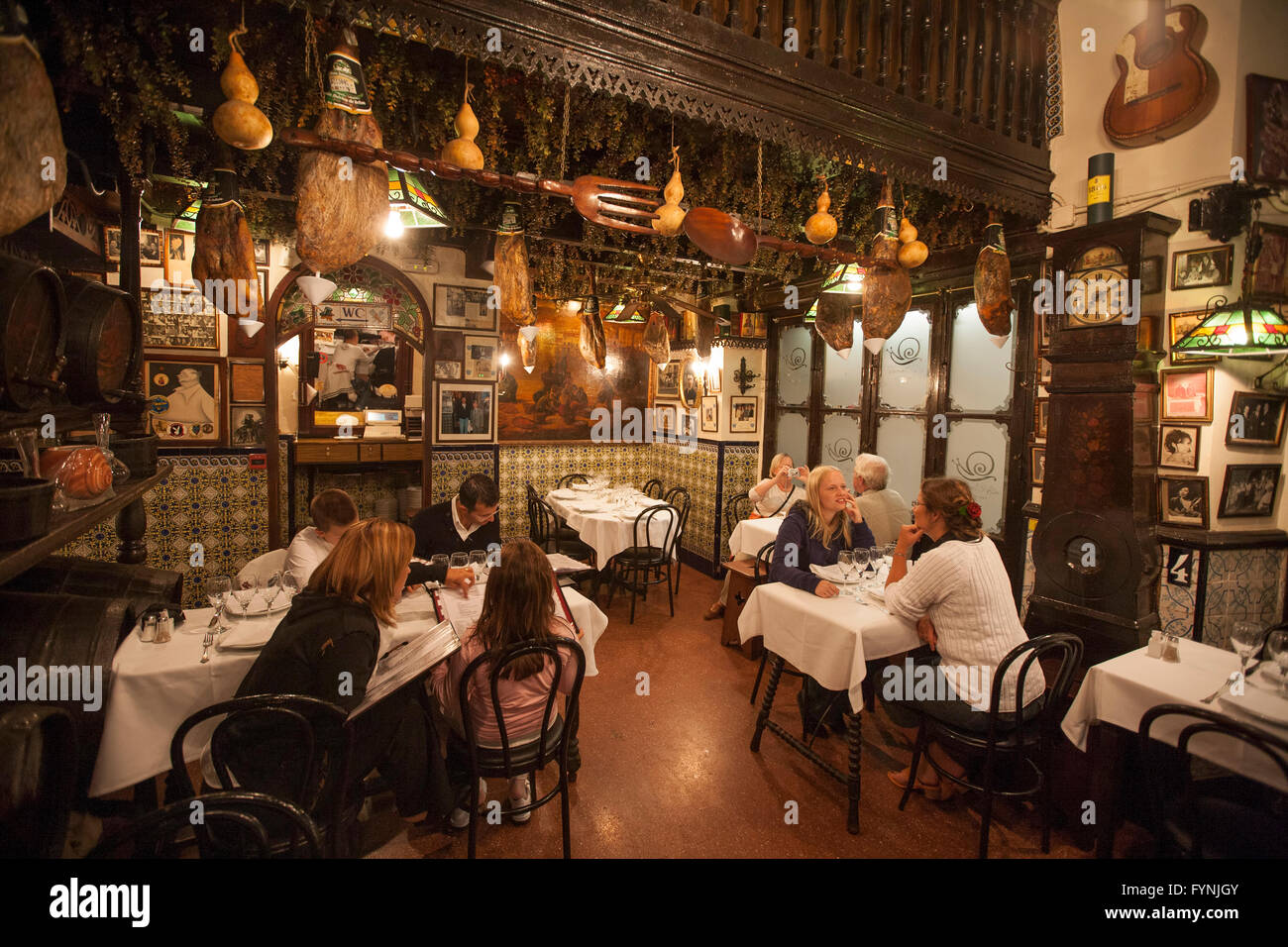 Barcelona Los Caracoles traditionelles Restaurant im historischen Zentrum Stockfoto