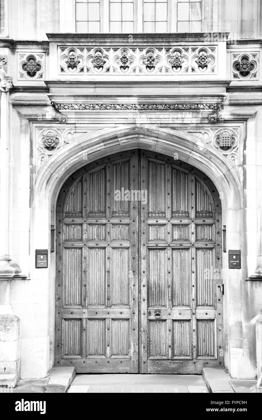 Parlament in London alte Kirchentür und Marmor Antik Wand Stockfoto