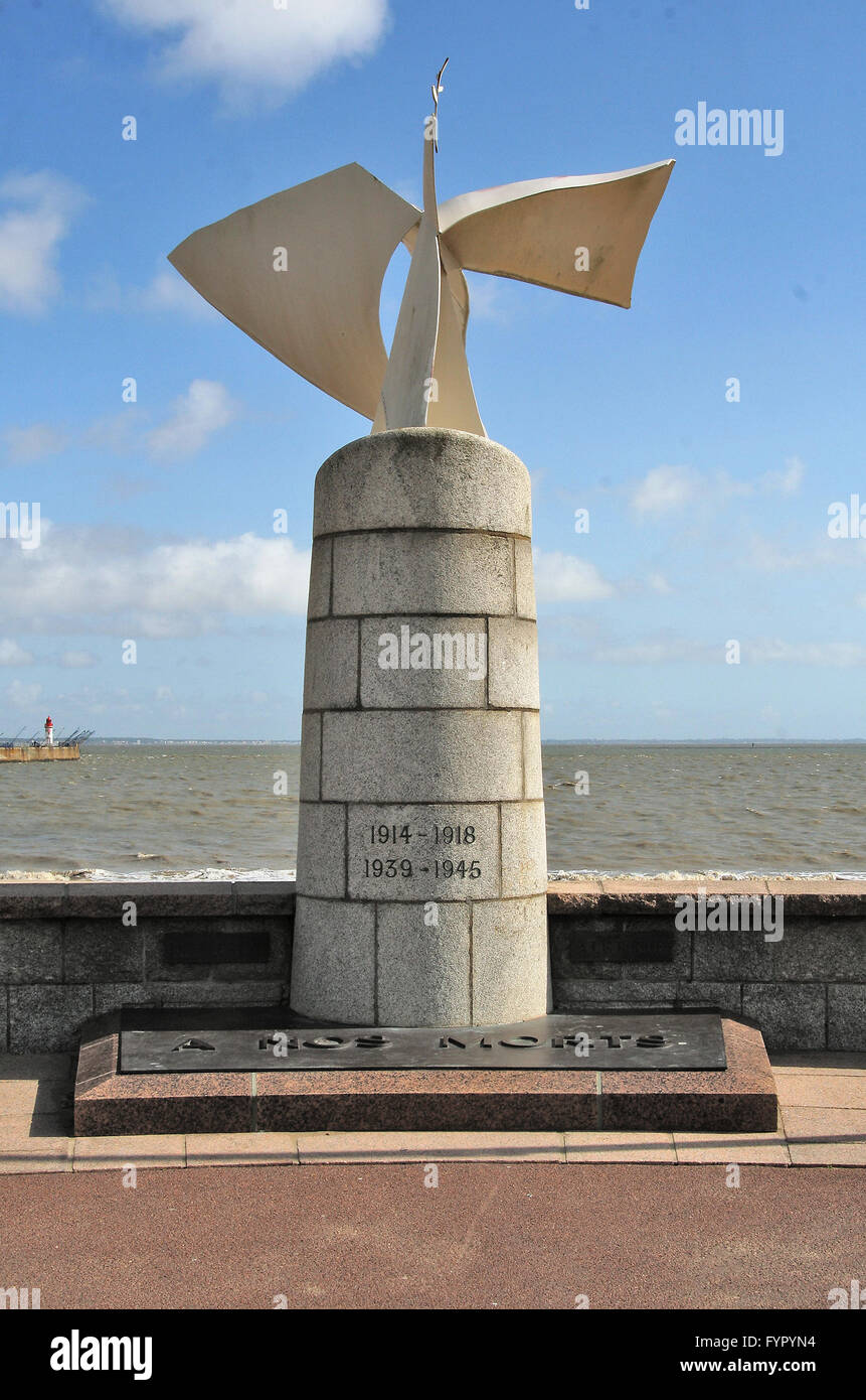 Denkmal für die Opfer des zweiten Weltkrieges in Saint-Nazaire (Frankreich) Stockfoto