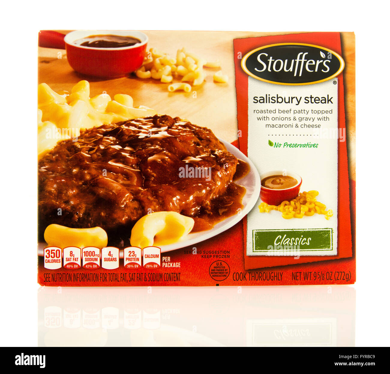 Waupun, WI - 9. März 2016: Box von Stouffer Salisbury Steak gefroren Abendessen Stockfoto