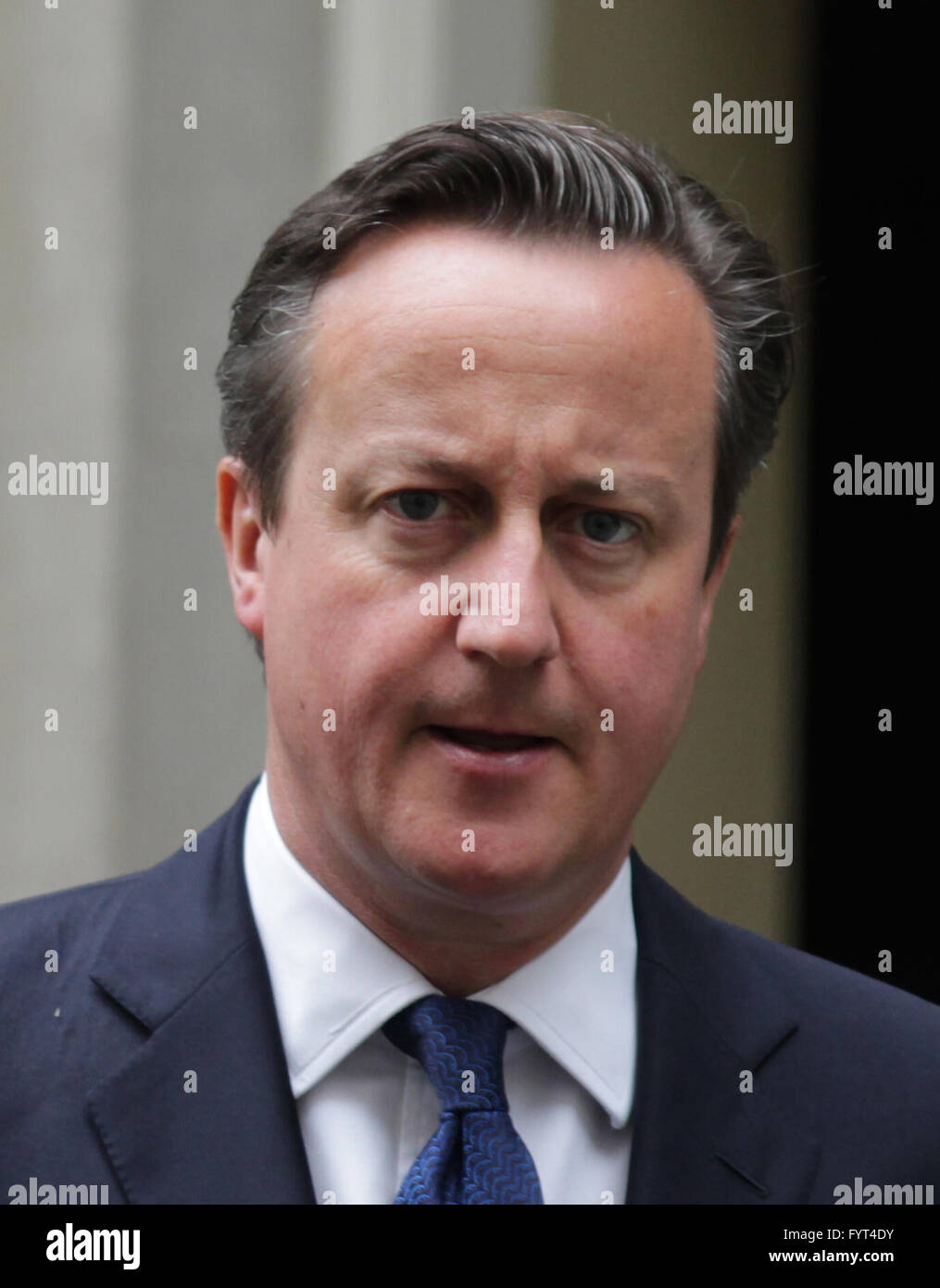 London, UK, 14. Juli 2015: David Cameron britische Premierminister gesehen verlassen Downing Street in London Stockfoto