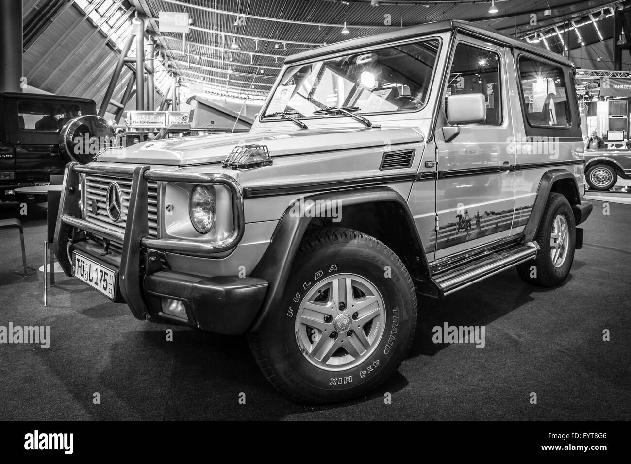 Mid-Size-Luxus-Auto SUV Mercedes-Benz 300 GD, 1990. Stockfoto