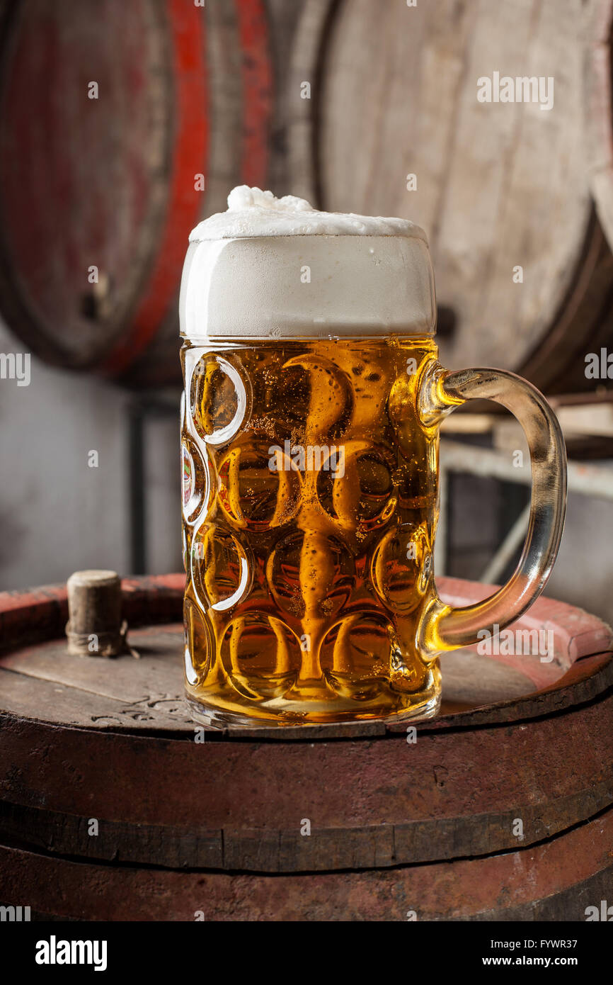 Großes Bier Glas Stockfotografie