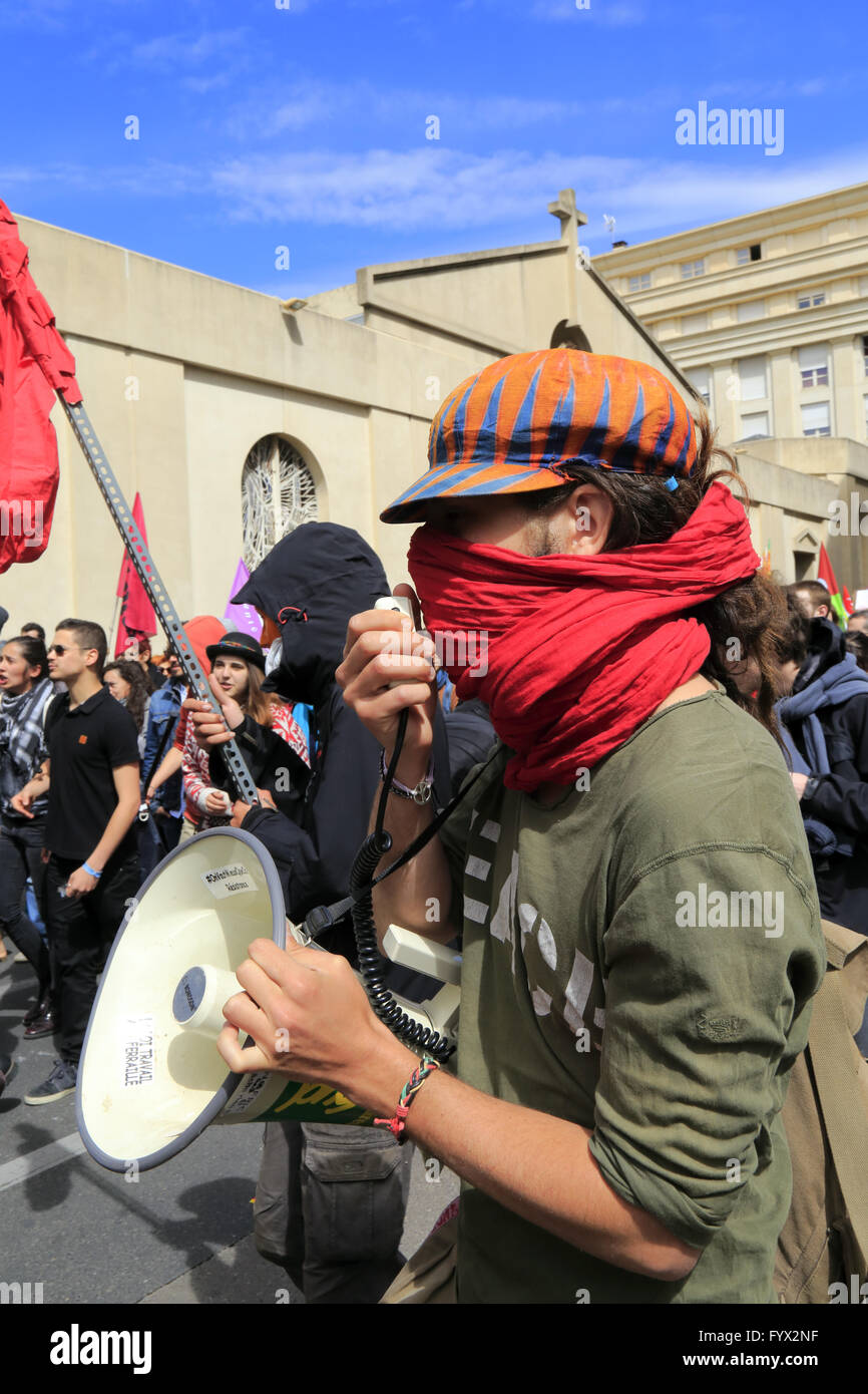 Montpelllier, Languedoc-Roussillon, Frankreich: 28. April 2016. Demonstration gegen die Reform El Khomri des französischen Arbeits-Code. Stockfoto