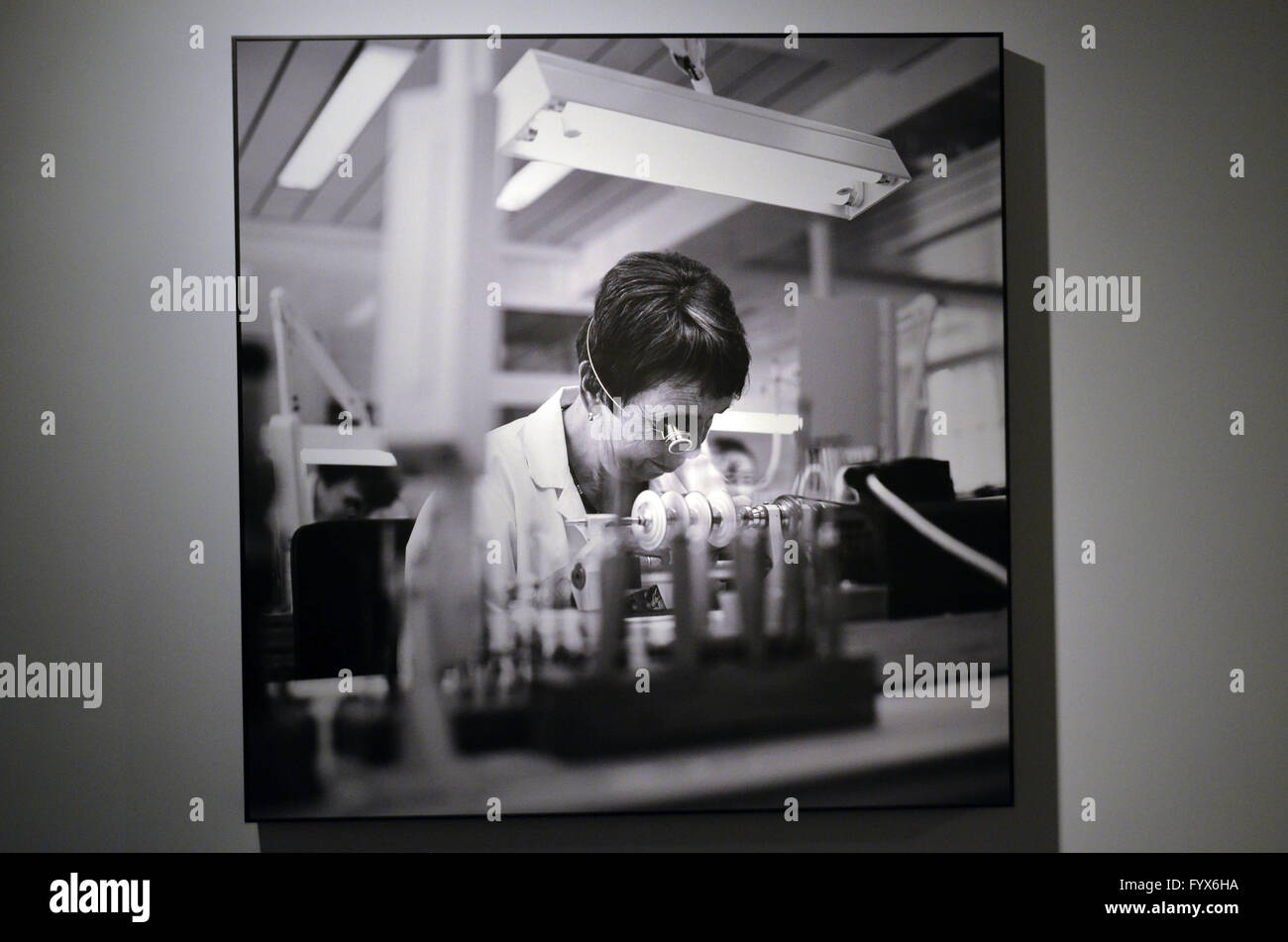 Peking, Peking, CHN, China. 26. April 2016. Peking, CHINA - 26. April 2016: (Nur zur redaktionellen Verwendung. CHINA aus) Fotoausstellung von Pang Xiaowei genannt '' Freistaat Sachsen: Heimat für außergewöhnliche deutsche Technologie '' begann am National Museum of China um 16:00 am 26. April. Dieser Ort ist mit großen Namen wie Martin Luther, Bach, Goethe, Webb, Schuhmann, Wagner, Nitzsch verbunden. © SIPA Asien/ZUMA Draht/Alamy Live-Nachrichten Stockfoto