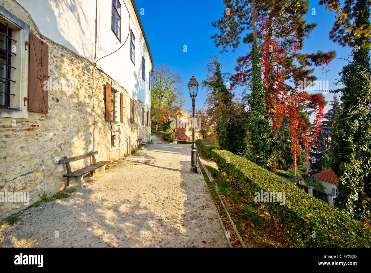 Zagreb Oberstadt Park Gehweg Stockfoto