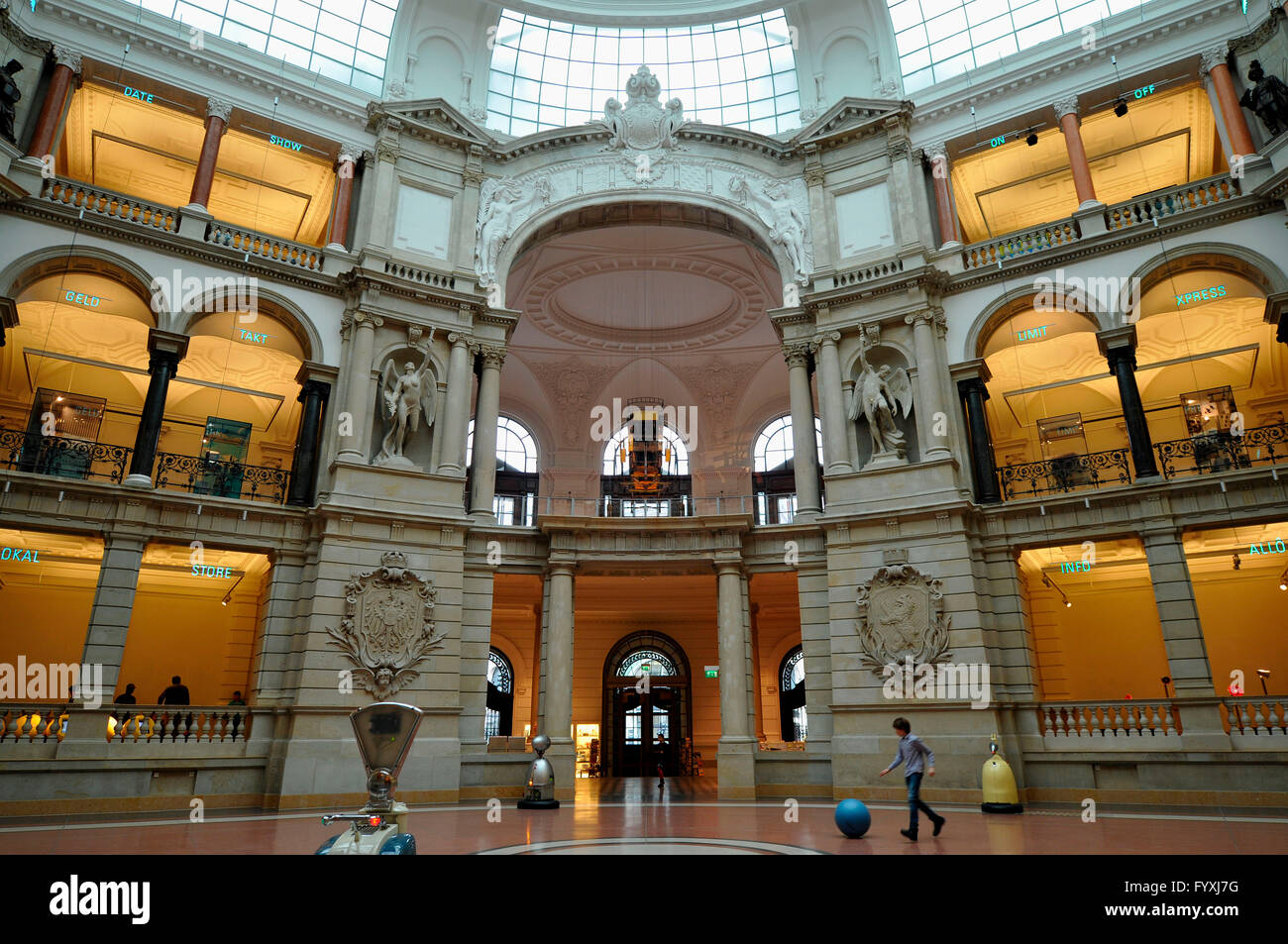 Foyer, Museum für Kommunikation, Leipziger Straße, Mitte, Berlin, Deutschland / Klassik Stockfoto