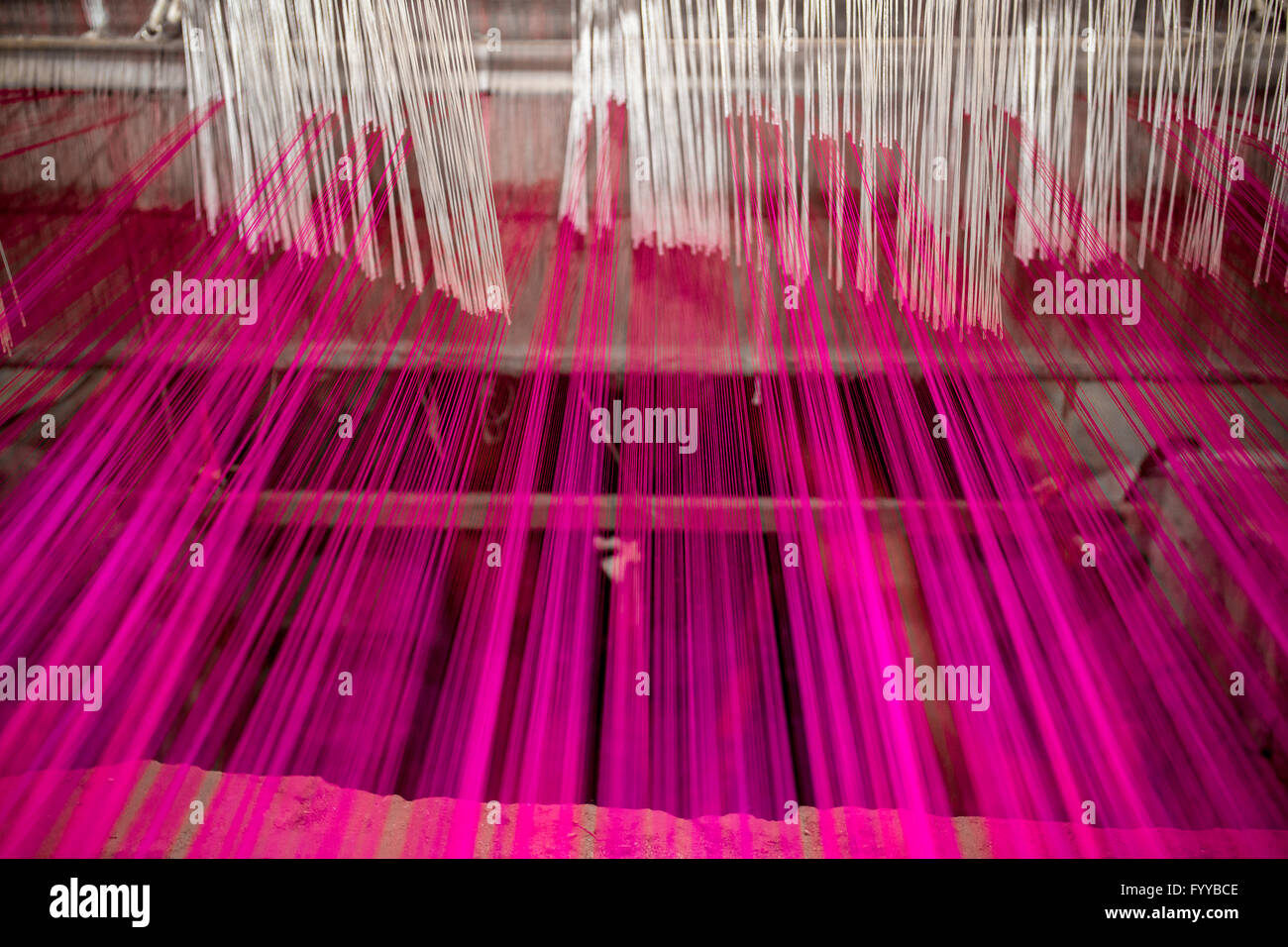 Benarashi sari Textur und Drucken (Rosa und braun) Blick © jahangir Alam onuchcha/alamy Stockfoto