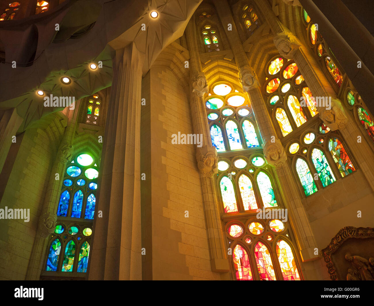 Innere der Sagrada Família Stockfoto