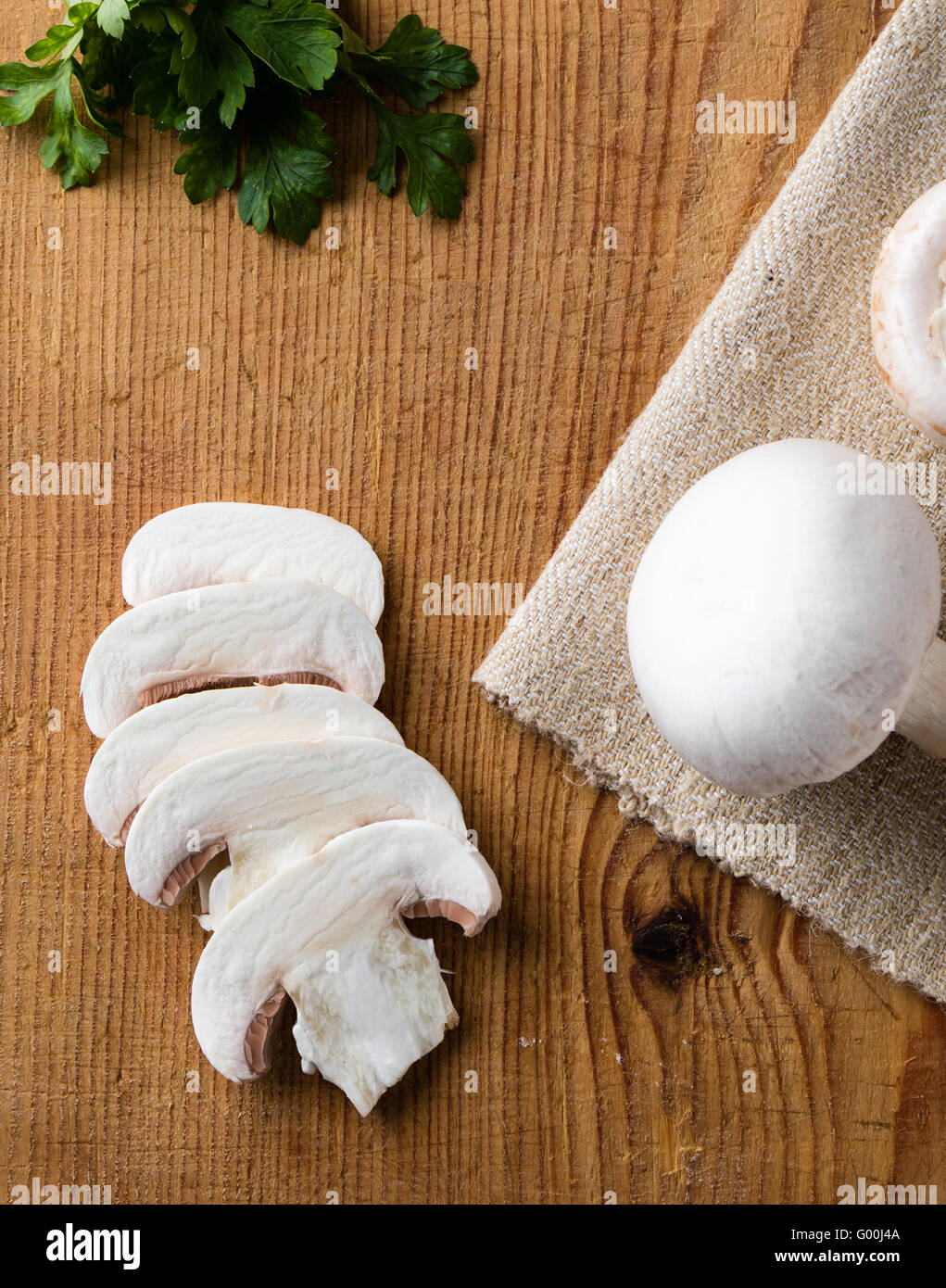 in Scheiben geschnittenen Champignons weiße champignon Stockfoto