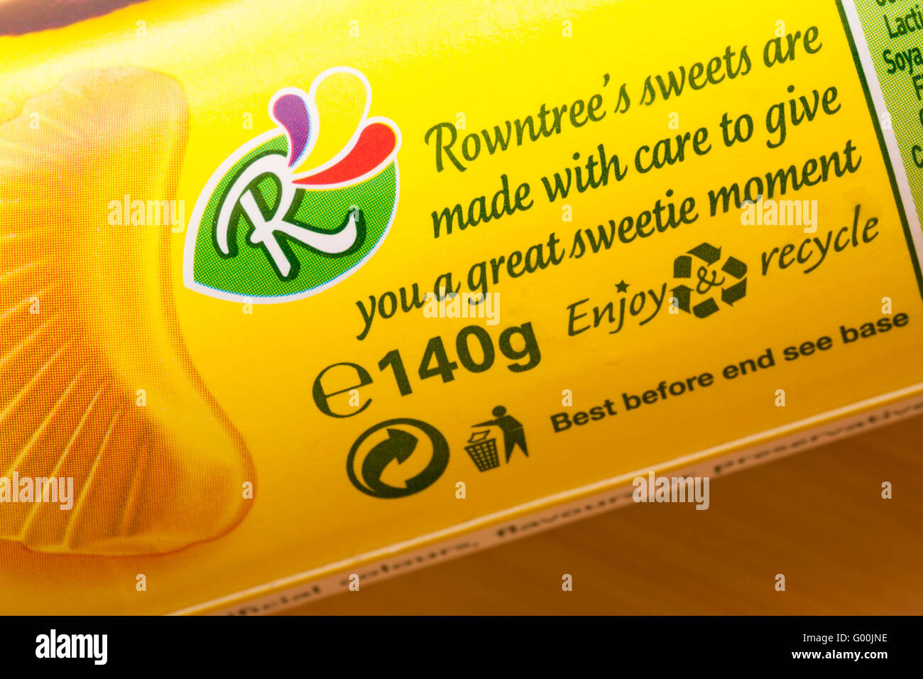 Rowntrees Süßigkeiten werden mit Sorgfalt erstellt, um Ihnen einen großen Schatz Moment - Informationen auf Tube Rowntrees Pick & Mix geben Stockfoto