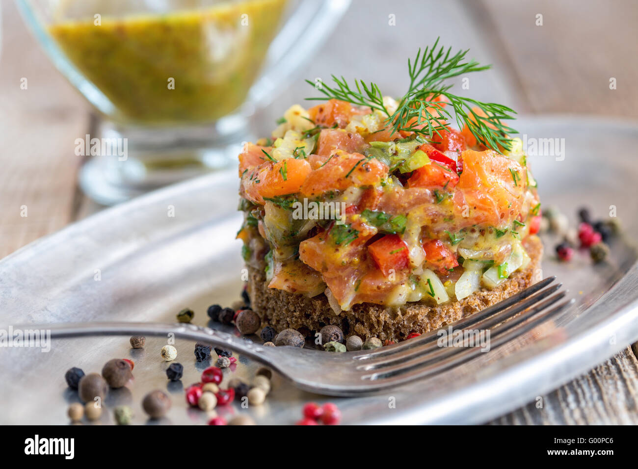 Tartar mit Lachs. Stockfoto