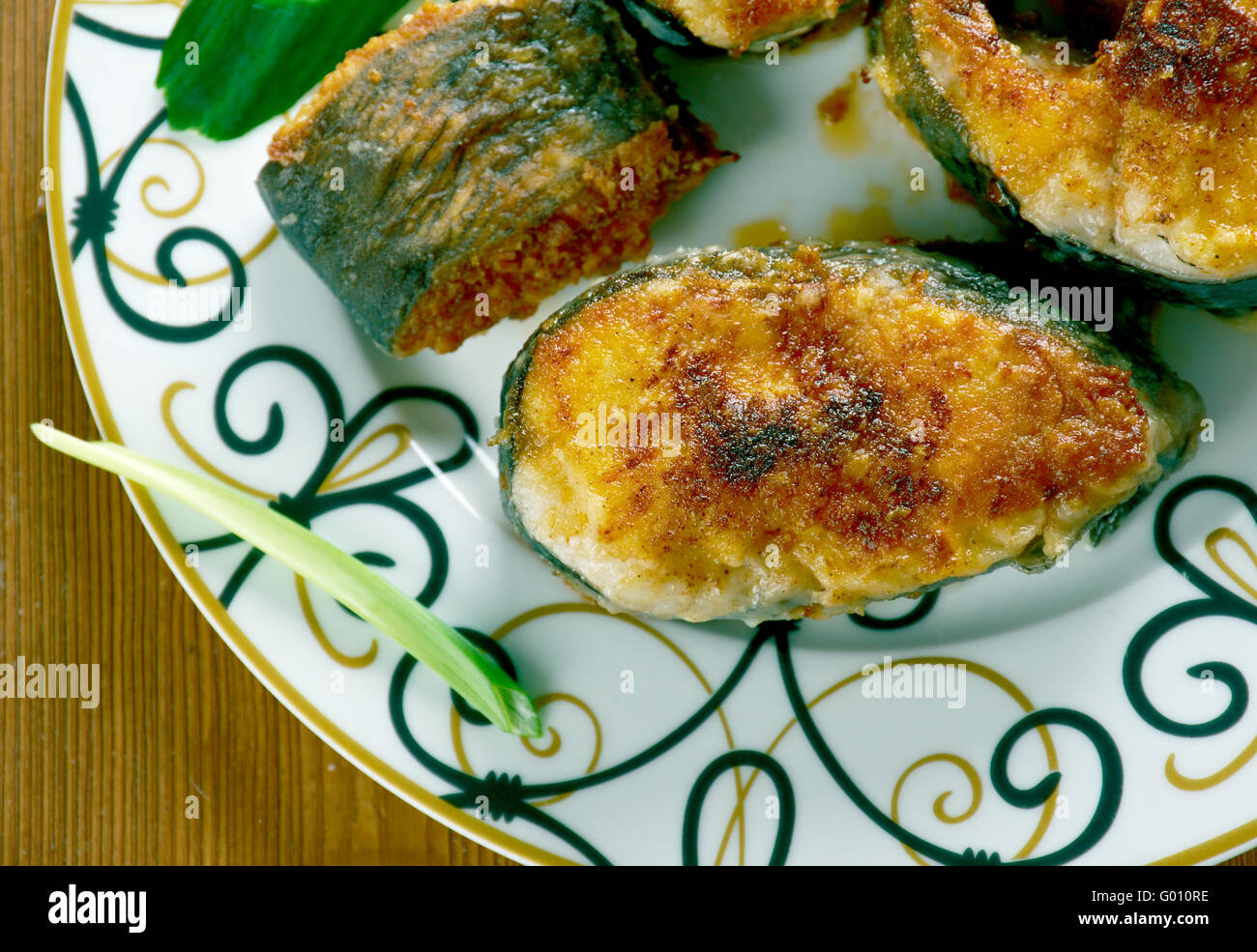 Takoz Palamut - gebratener Fisch. Türkische Küche Stockfoto