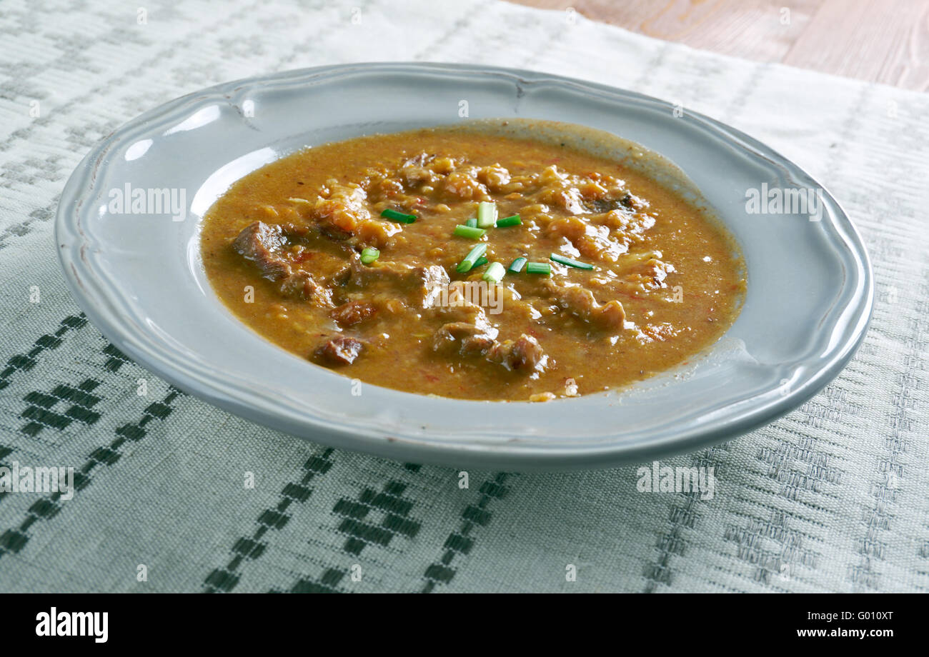 Gebundene Ochsenschwanzsuppe-Deutsch Ochsenschwanz Suppe Stockfoto