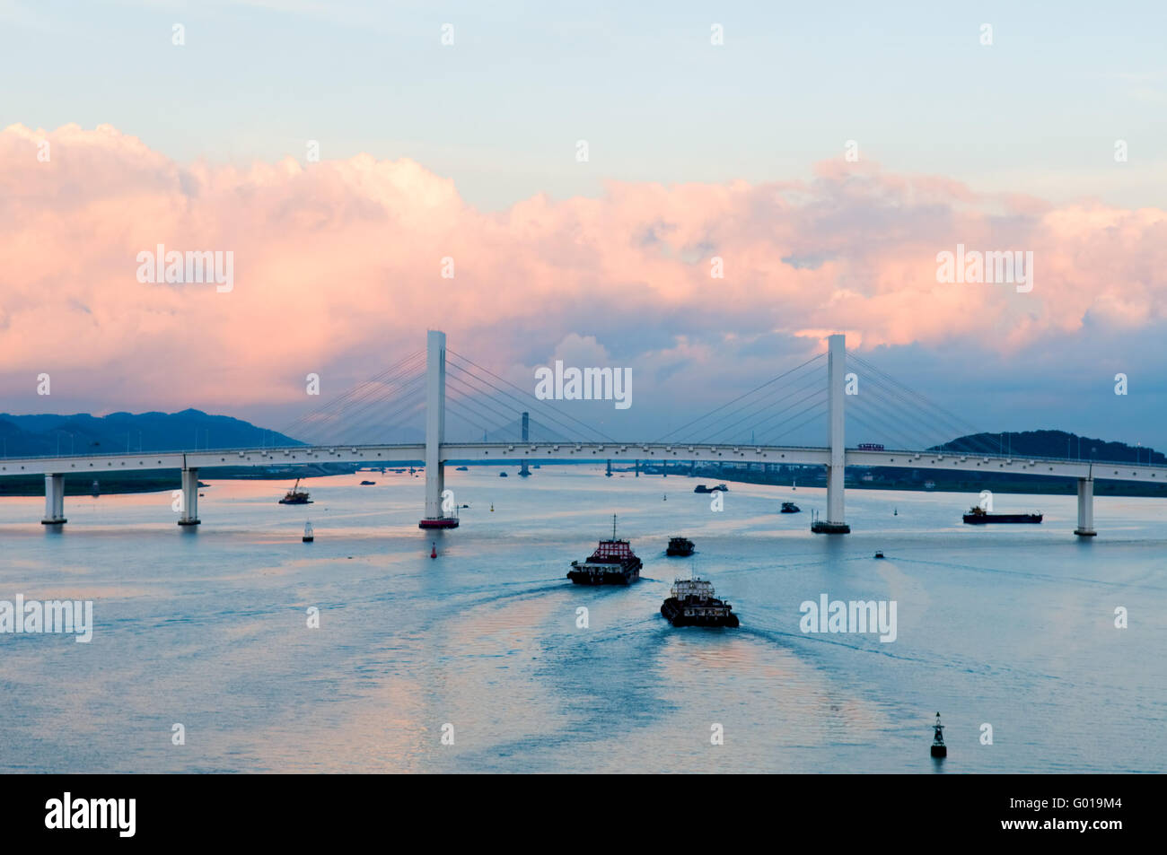 Das Panorama von Macau Sai Van Brücke am Morgen Stockfoto