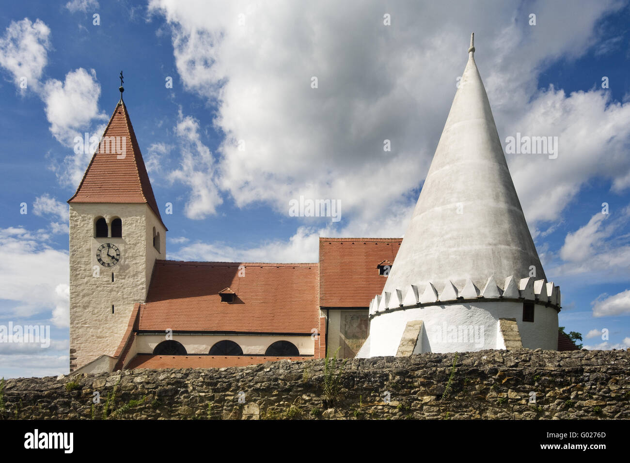 Kirche und Beinhaus in Friedersbach, Zwettl, Waldviertel, Niederösterreich, Österreich Stockfoto