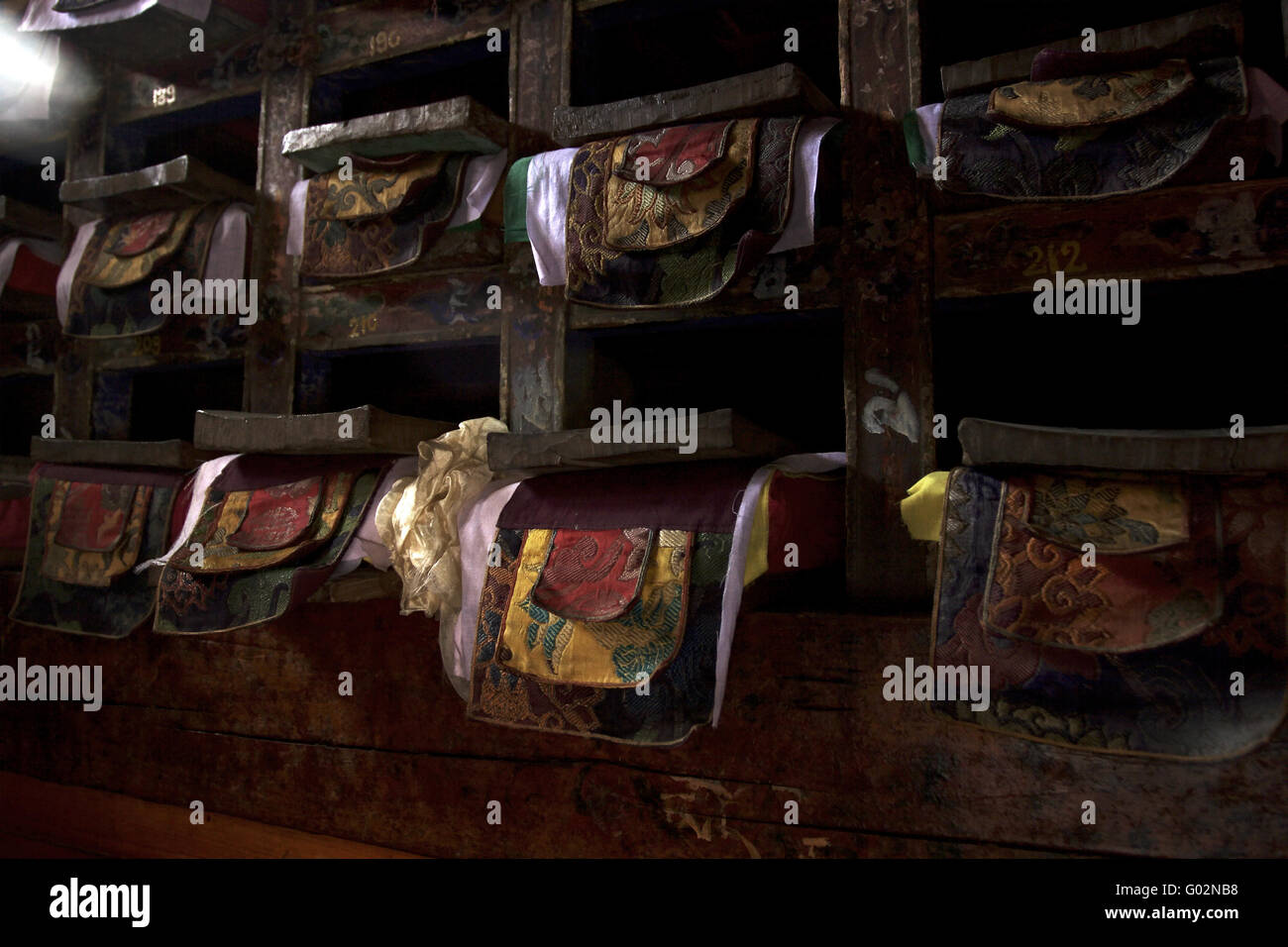 nepalesische schrift stockfotos und bilder kaufen alamy