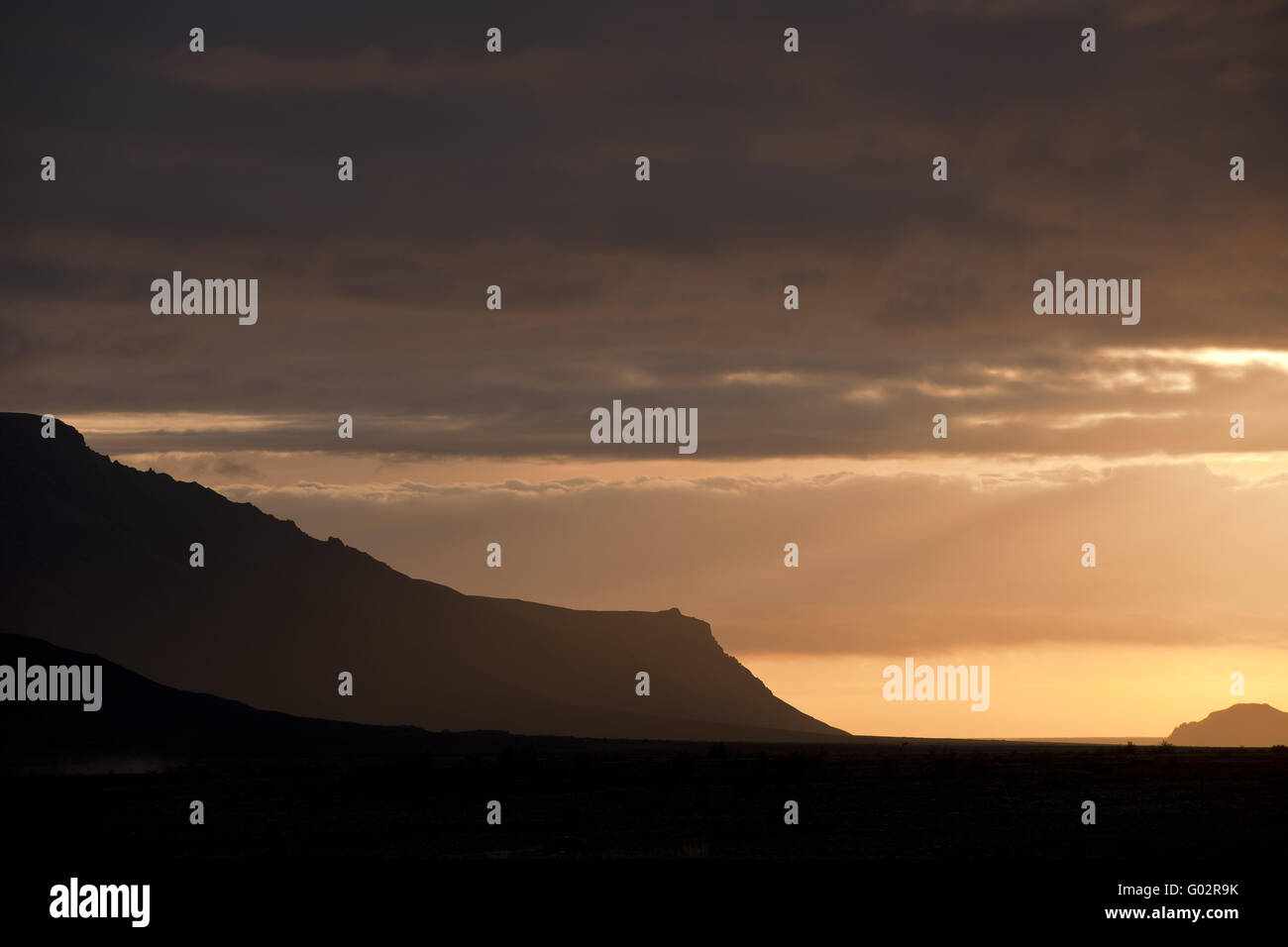 Island, Sonnenuntergang über dem Tal des Flusses Krossá Stockfoto