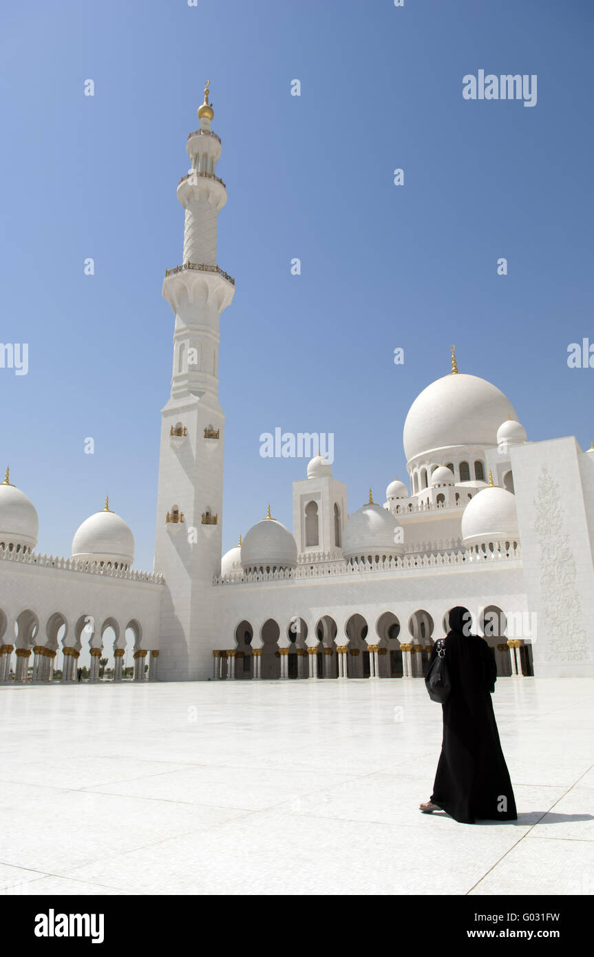 Emirate Abu Dhabi-Dubai Arabische Frauen bei Sheikh Zayed Moschee Stockfoto