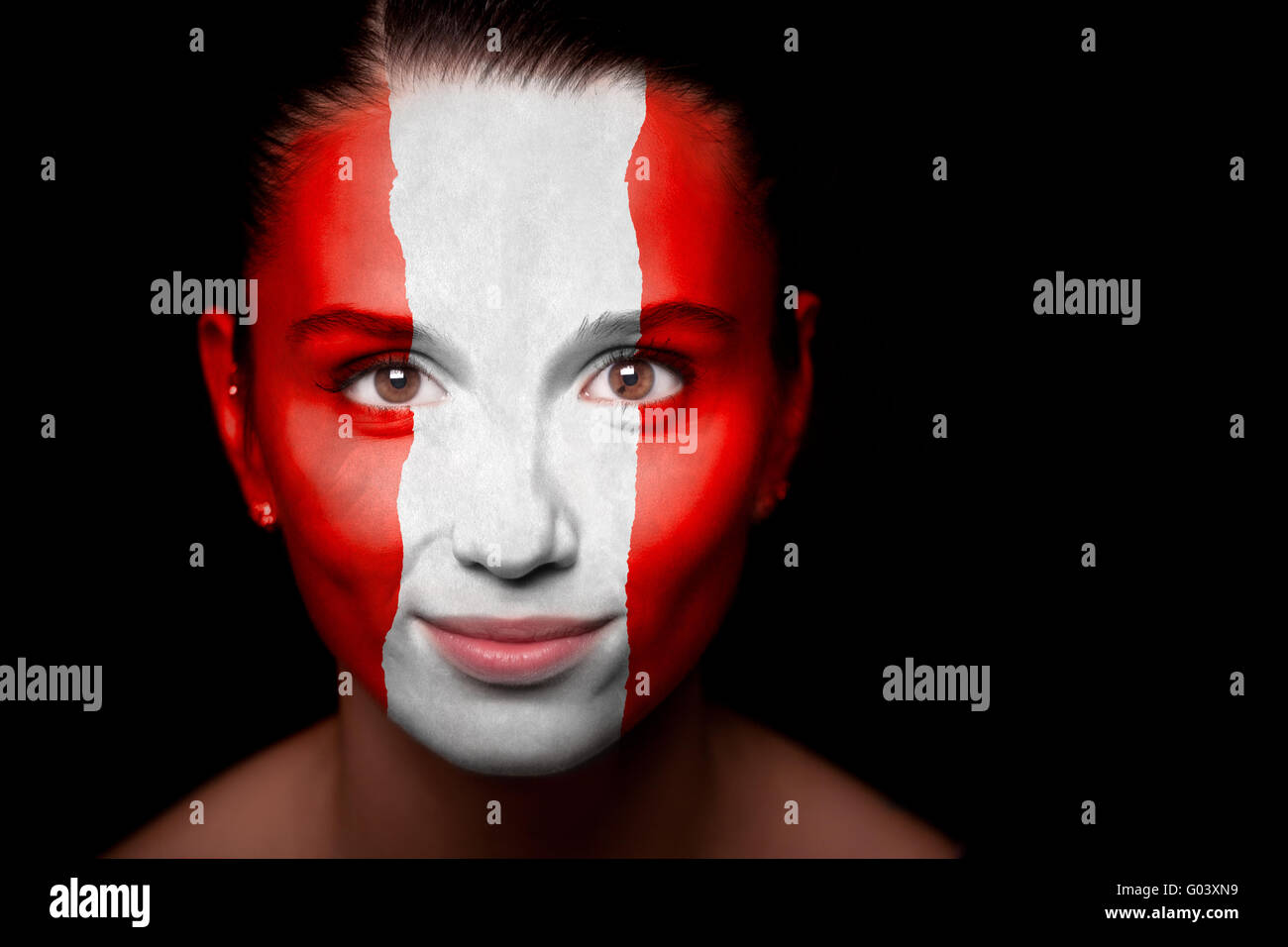 Porträt einer Frau mit der Flagge der Österreich Stockfoto