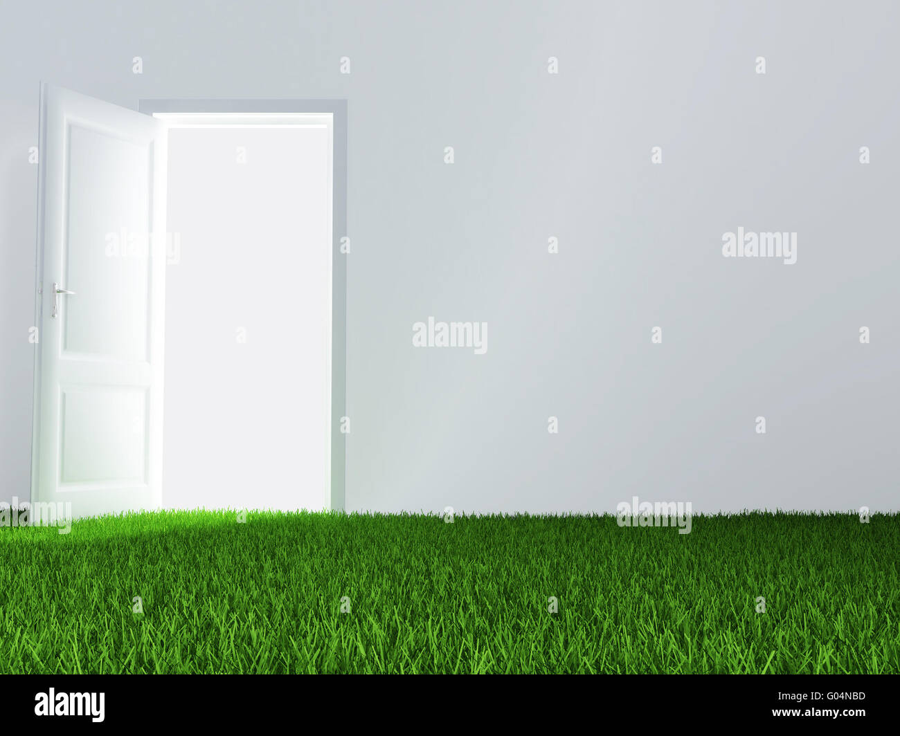 weiße Wand, nicht geschlossene Tür und saftig grünen Rasen Stockfoto
