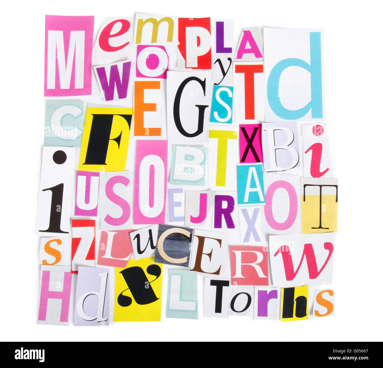 Die Briefe, die aus Zeitungen Ausschneiden Stockfoto