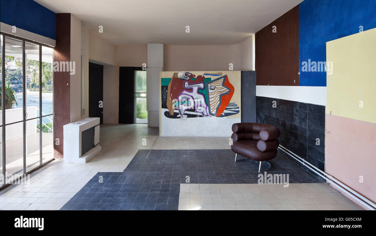 Interieur Mit Eileen Gray Stuhl Bibendum Und Le Corbusier