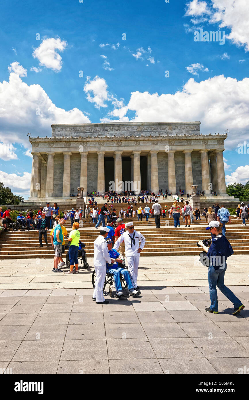 Washington DC, USA - 2. Mai 2015: Kriegsveteranen und Hüter der Ehre Flug Non-Profit-Organisation am Lincoln Memorial, westlichen Ende der National Mall. Stockfoto