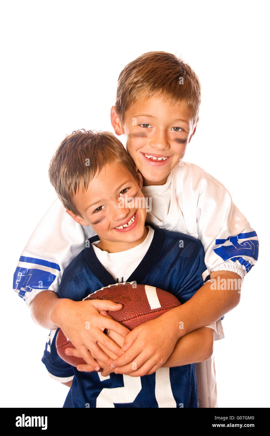 Zwei Fußball-jungen isoliert Stockfoto