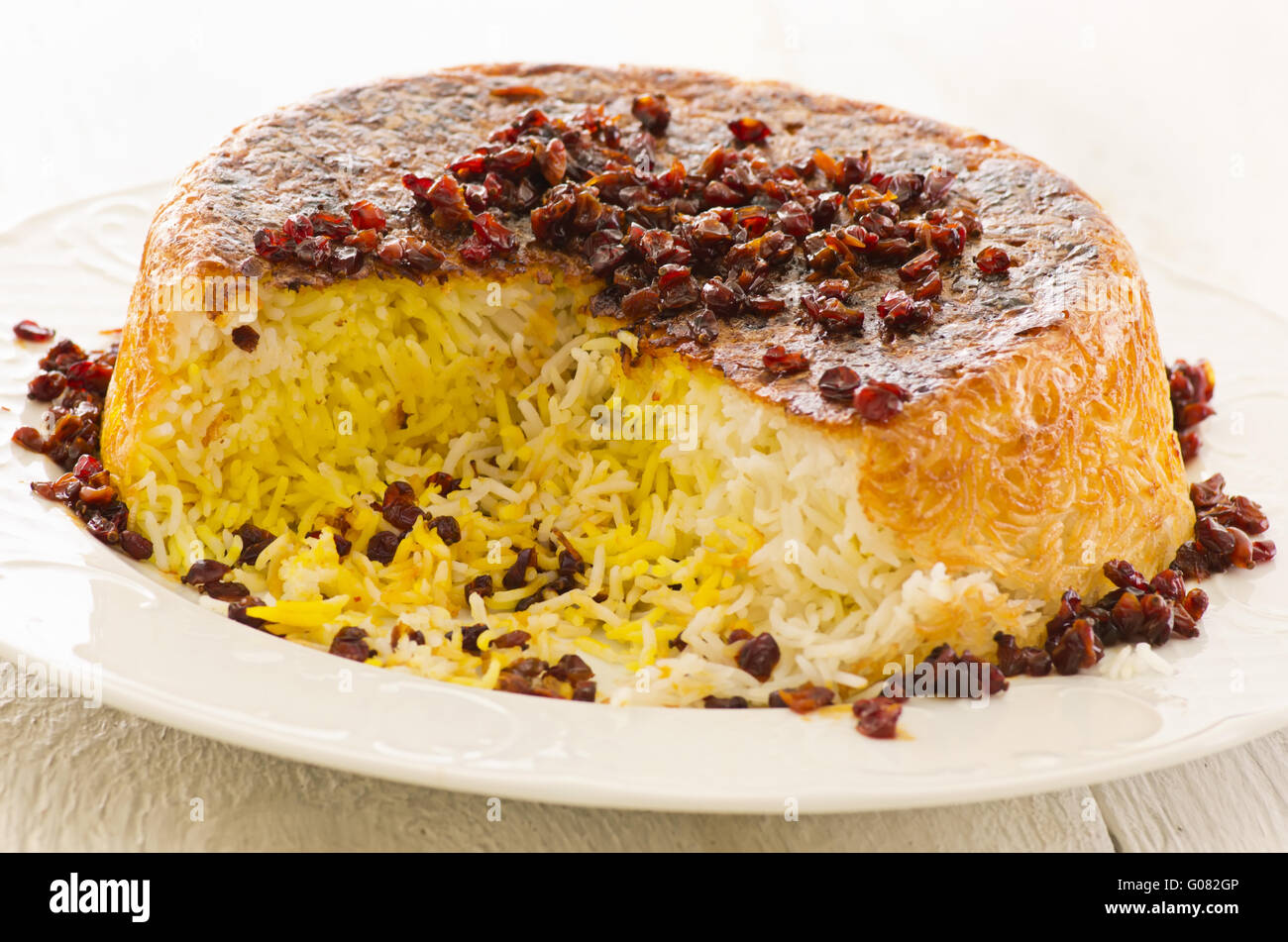 Persischer Safranreis mit Berberis Sereshk Polo Stockfoto