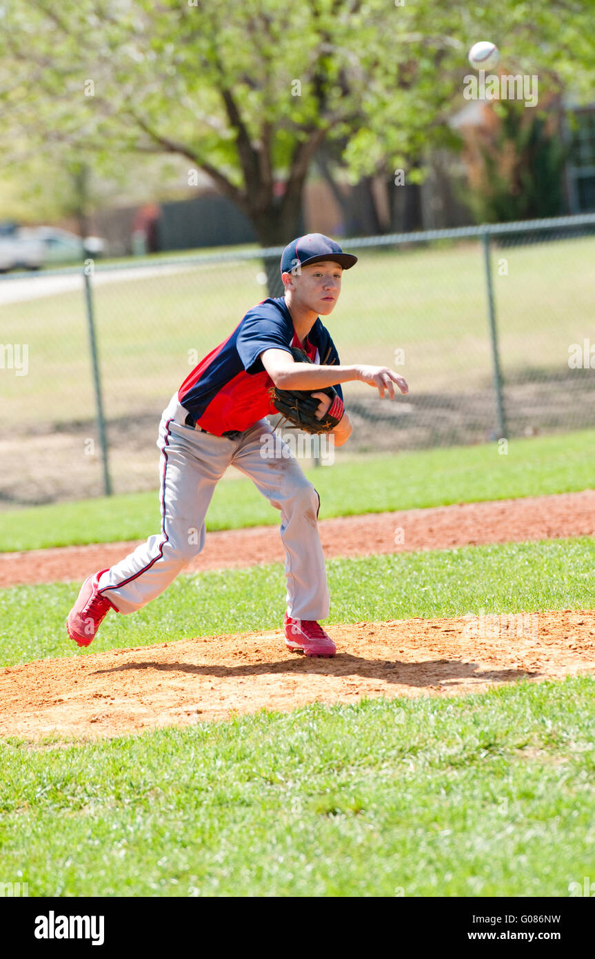 Teen Baseballspieler Stockfoto