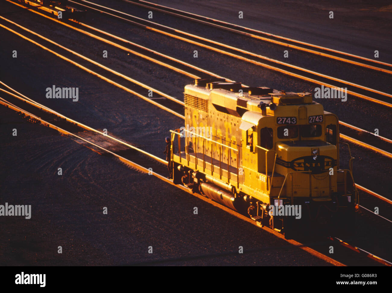 Lokomotive in großen industriellen Rangierbahnhofs bei Sonnenuntergang; Clovis; New Mexiko; USA Stockfoto
