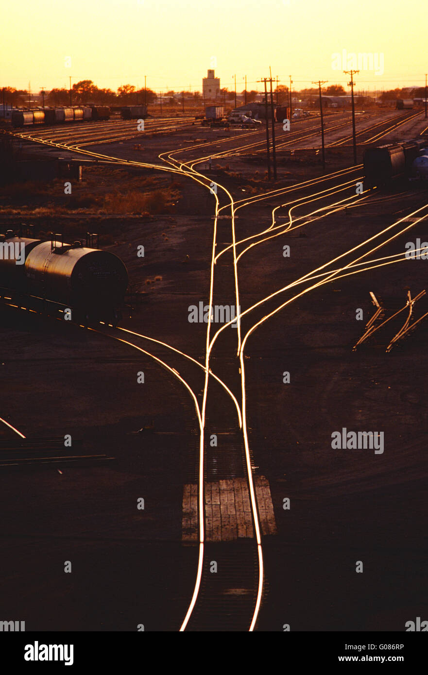 Große industrielle Rangierbahnhof bei Sonnenuntergang; Clovis; New Mexiko; USA Stockfoto