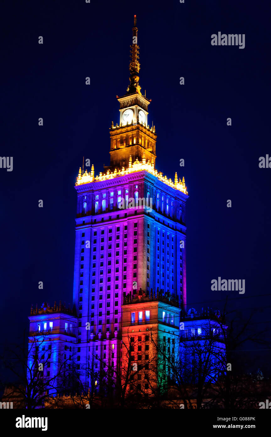 Palast der Kultur und Wissenschaft in der Nacht. Warschau, Polen Stockfoto