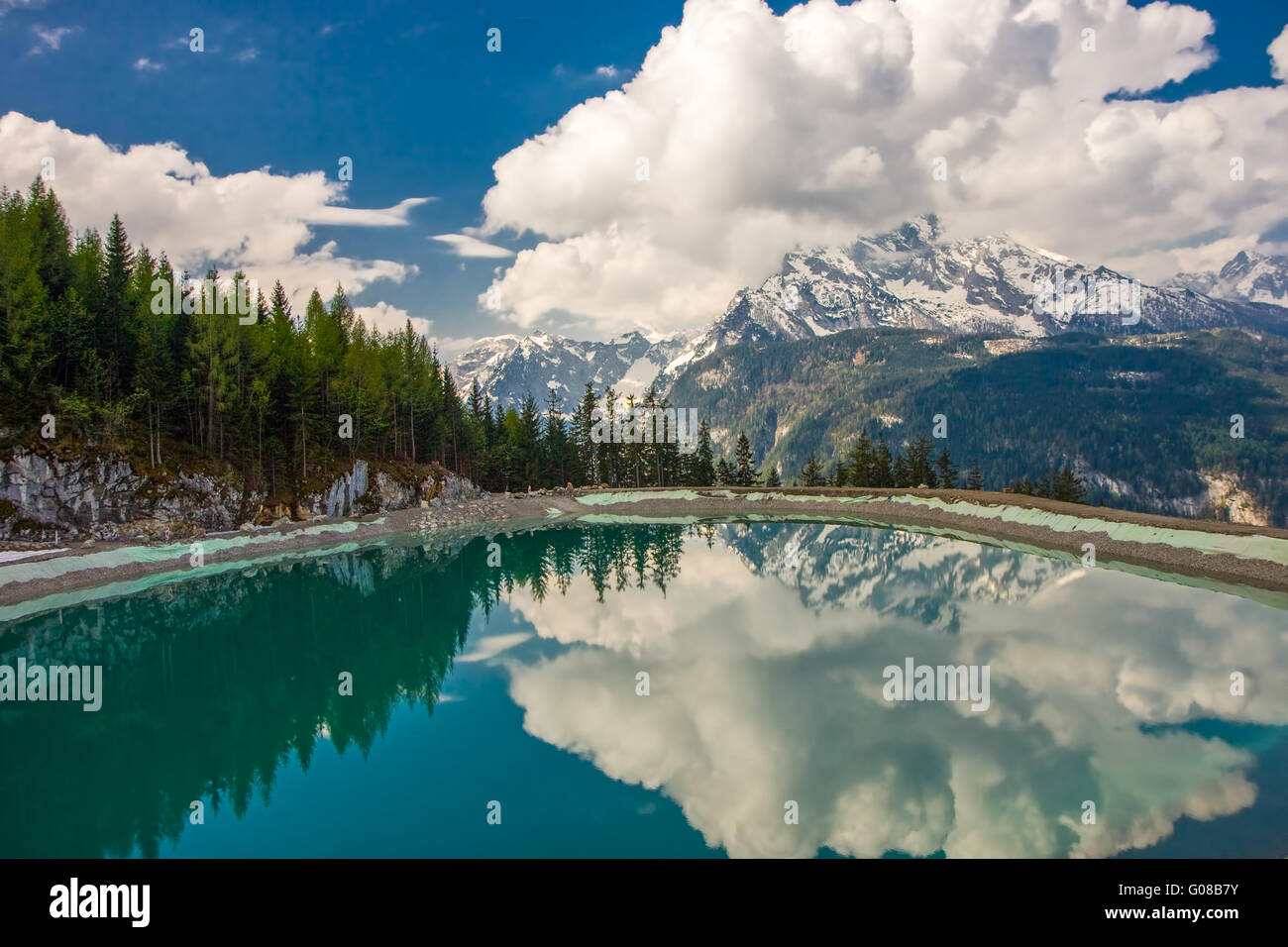 Blick zum Speicherteich in der Nähe von Jenner-Seilbahn im Berchtesgarten National Park, Deutschland Stockfoto