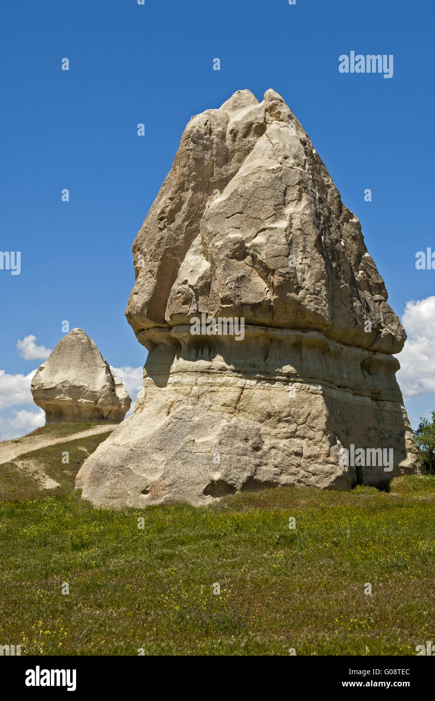 Seltsam geformte Tuff Rock Zapfen, Kappadokien, Türkei Stockfoto
