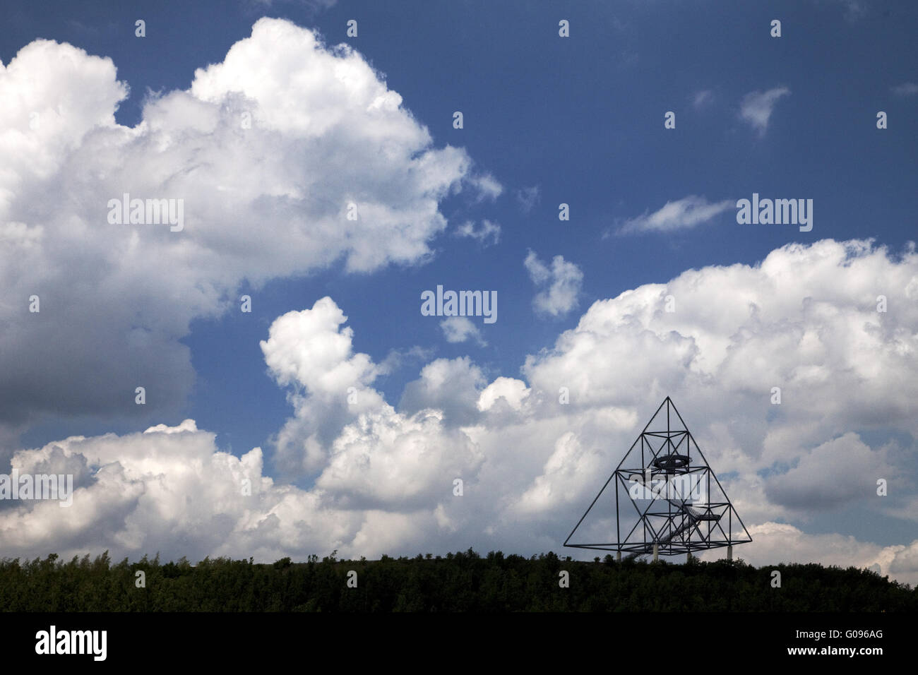 Das Tetraeder auf der Halde in Bottrop. Stockfoto