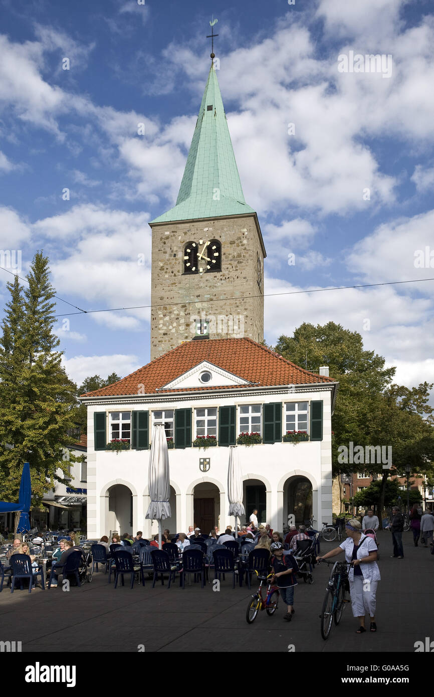 Altes Rathaus mit Kirche St. Agatha, Dorsten Stockfoto