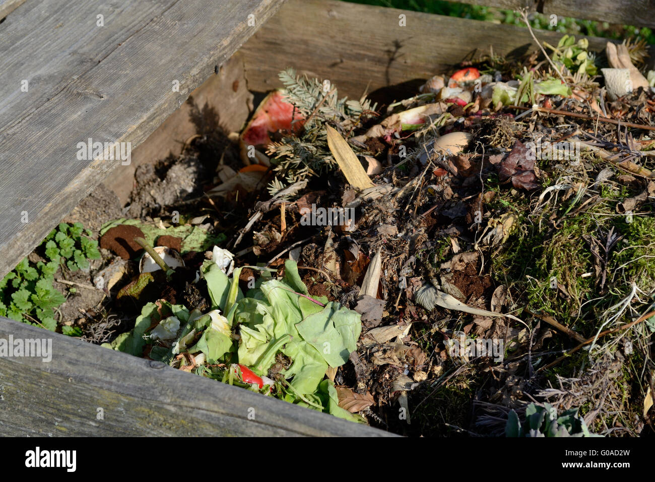 Gartenkomposter Fotos und Bildmaterial in hoher Auflösung Alamy