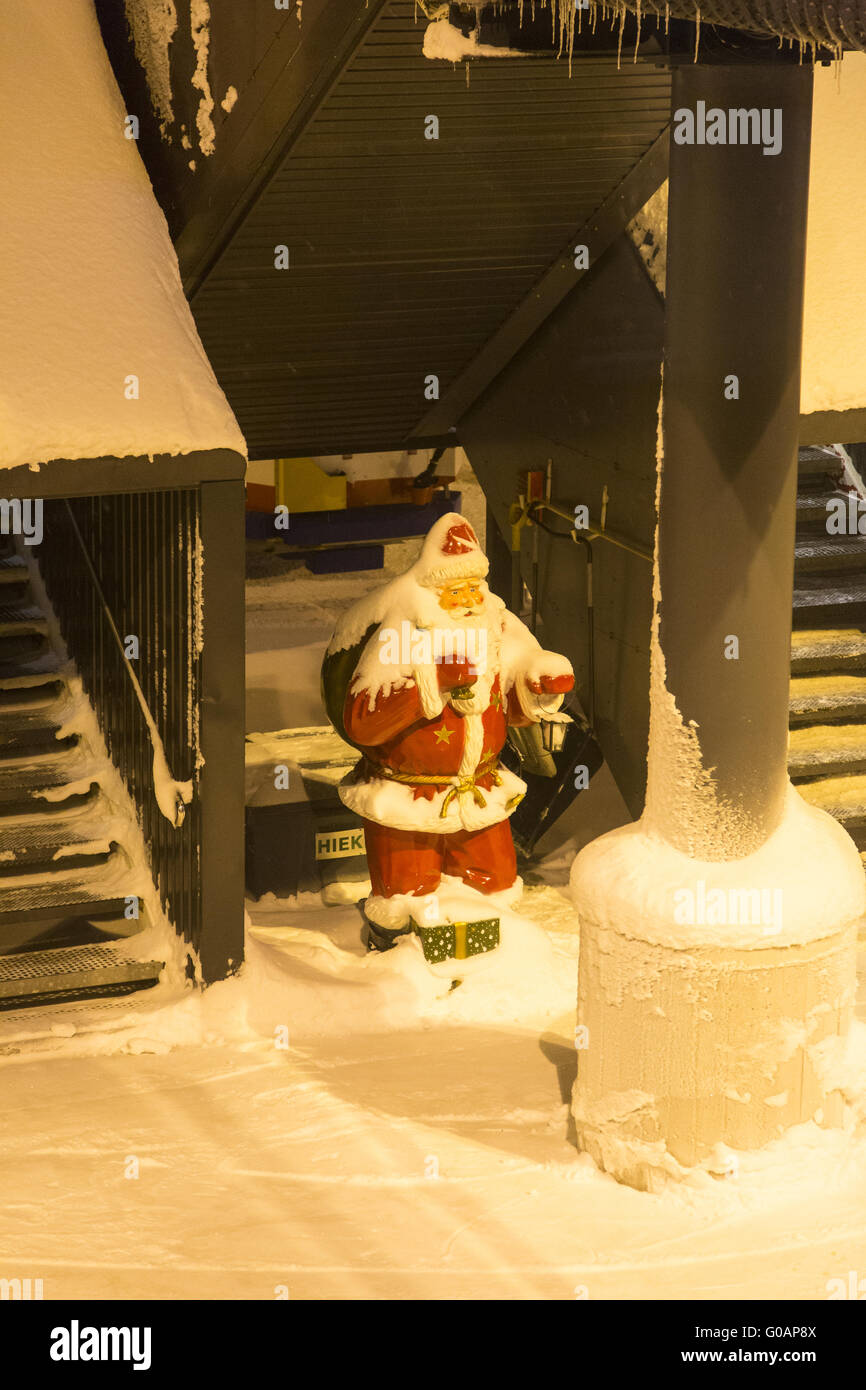 Abbildung von Santa Claus am Flughafen Rovaniemi in Fink Stockfoto