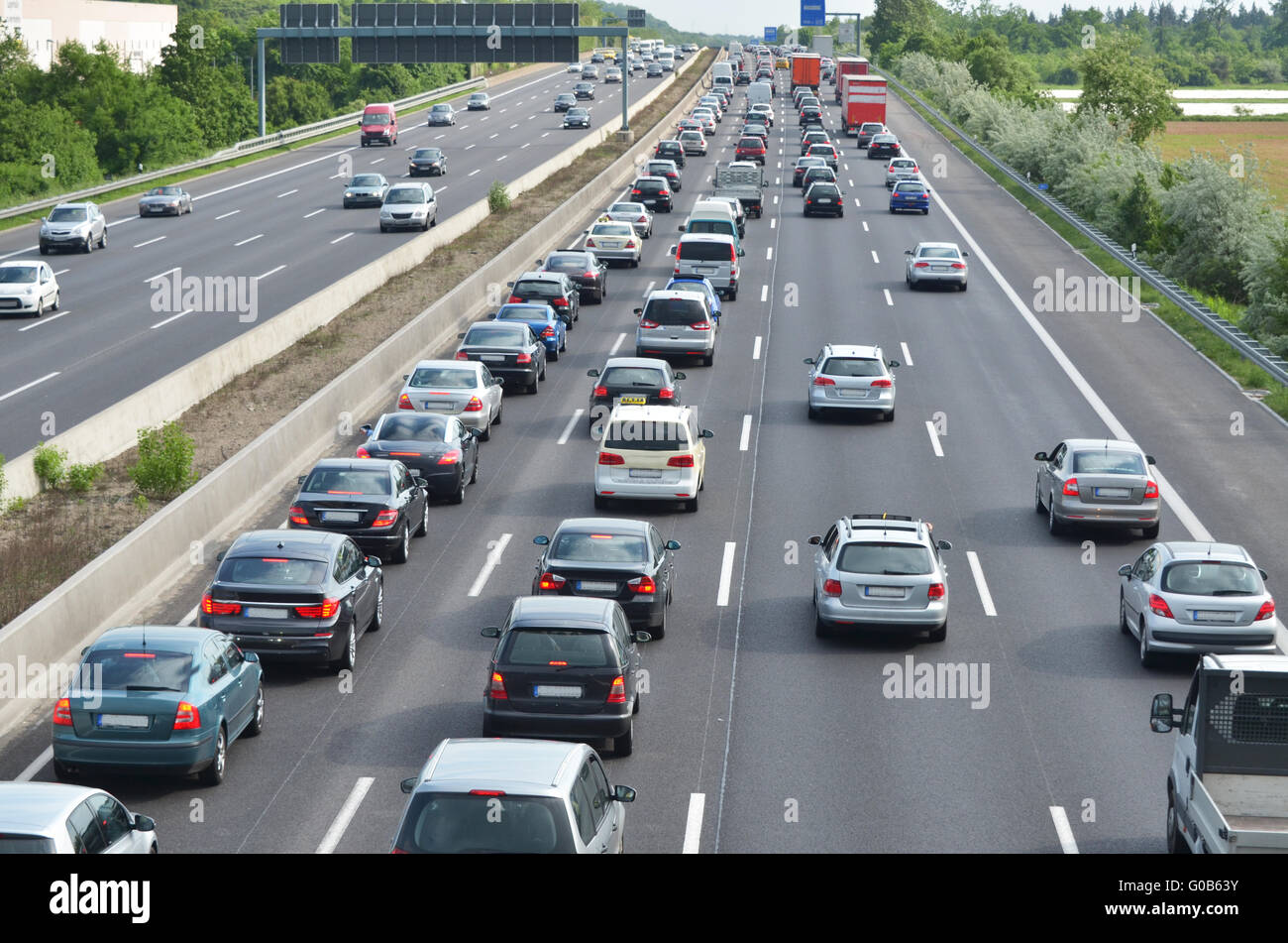 Stau auf der deutschen Autobahn Stockfoto