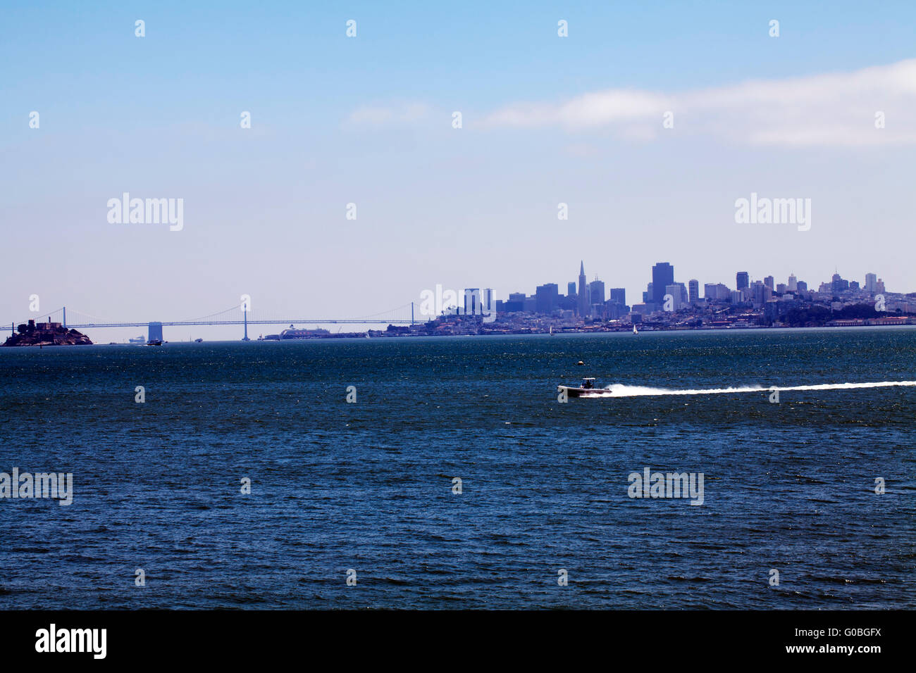 San Francisco Bay mit Bootfahren überbrücken Stadtbild Inseln Stockfoto