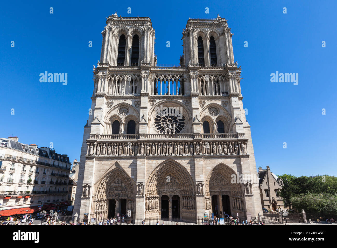 Vorderansicht von Notre Dame in Paris, Frankreich Stockfoto