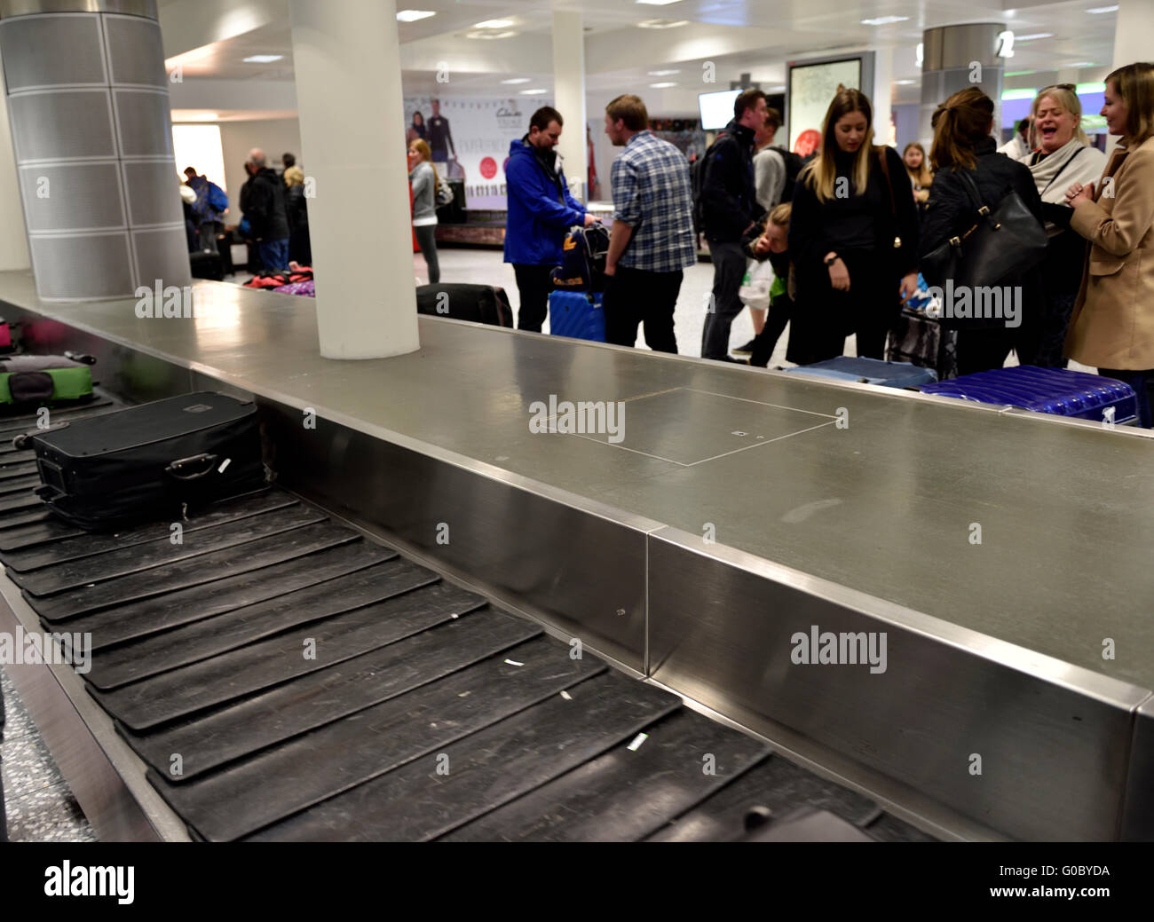 Flughafen Gepäckausgabe Stockfoto