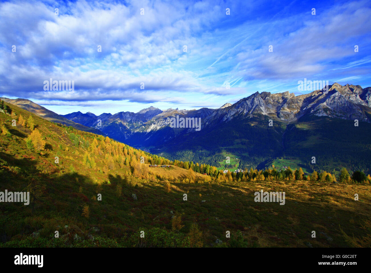 Herbstmorgen Tiroler Alm Stockfoto